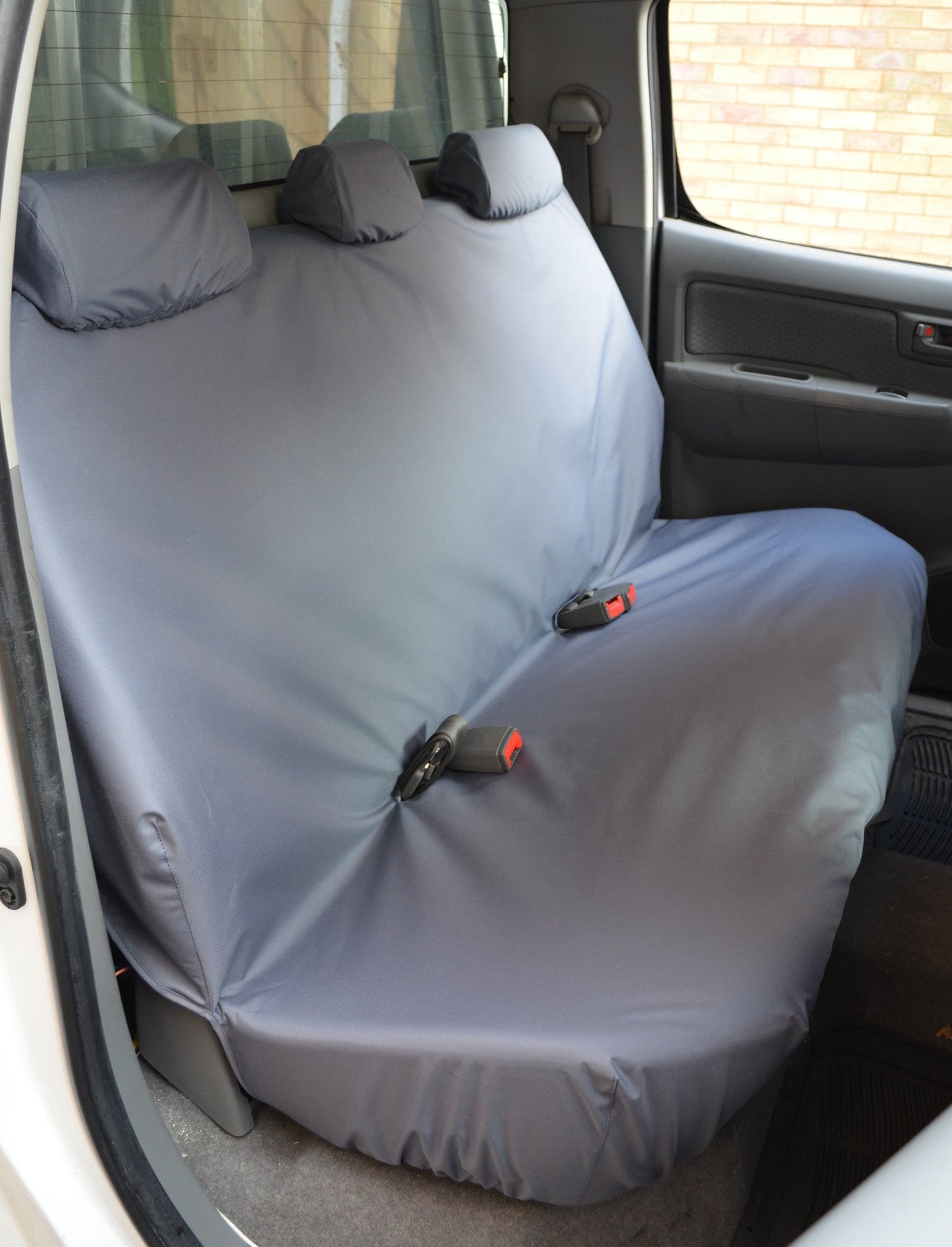 Toyota Hilux Invincible (2005-2016) - Seat Covers