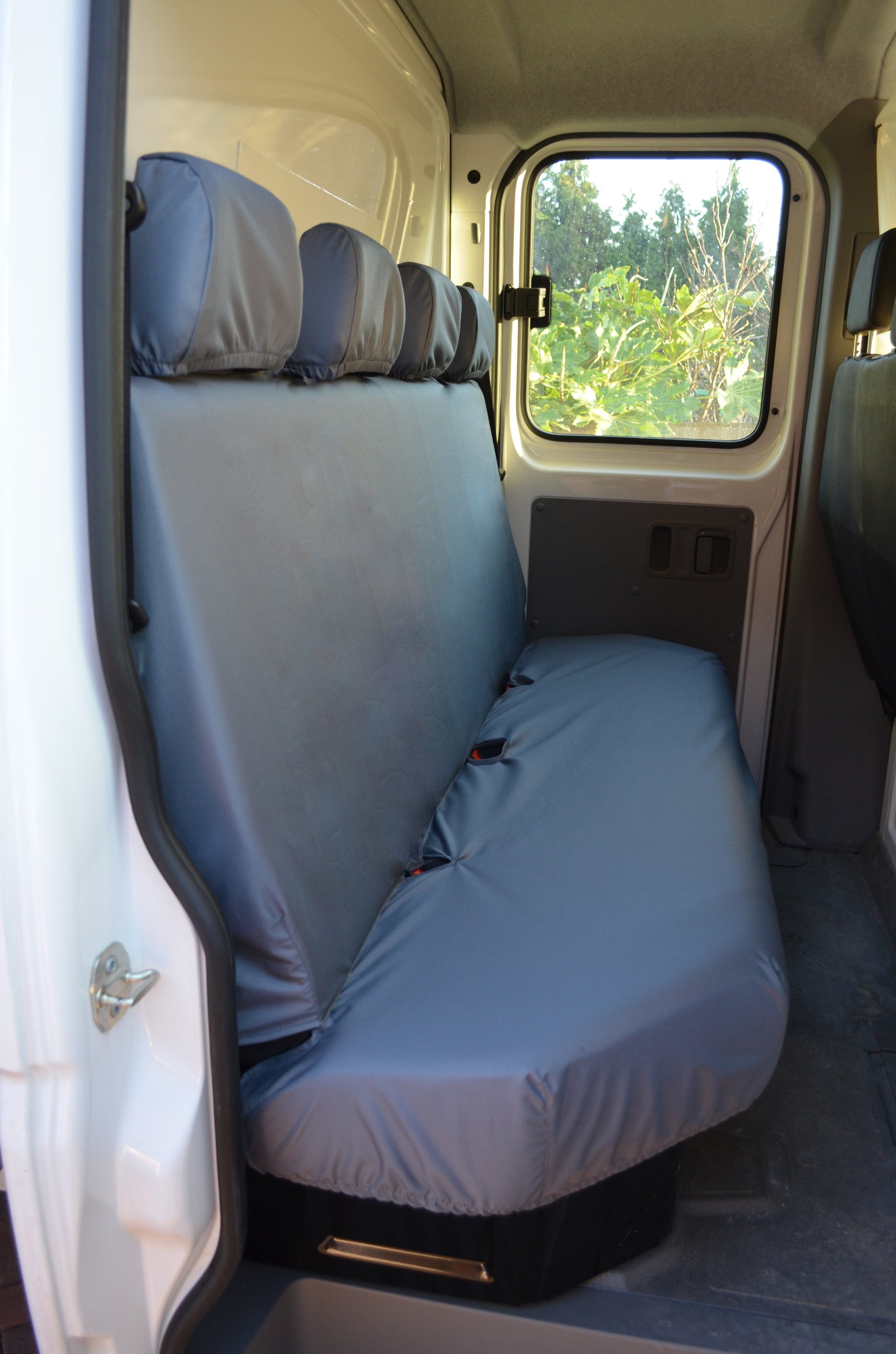 Renault Master ZE 2018+ Tailored Seat Covers