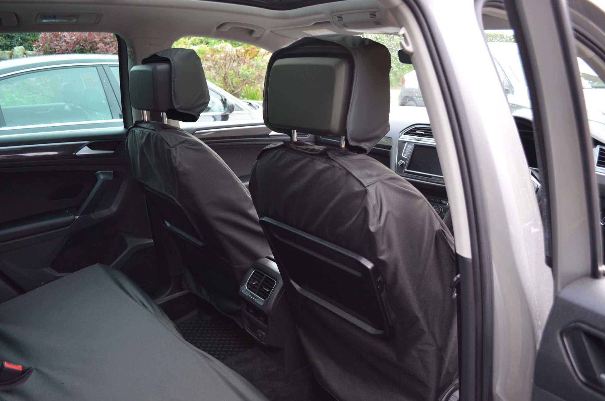 Volkswagen Tiguan 2016+ Tailored Seat Covers